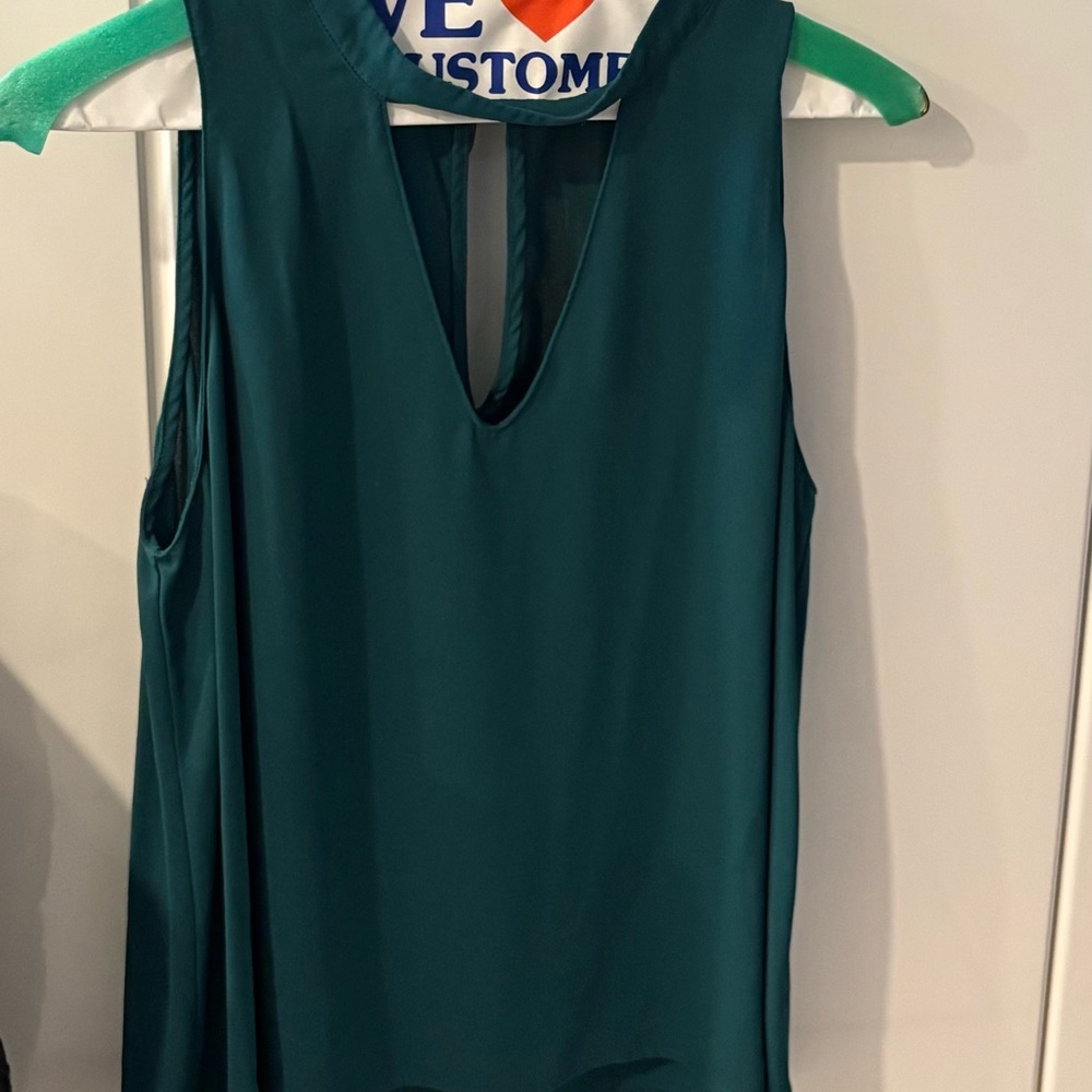 Lush Keyhole Tank-style Swing Top - gorgeous color ~ gorgeous silky feel!